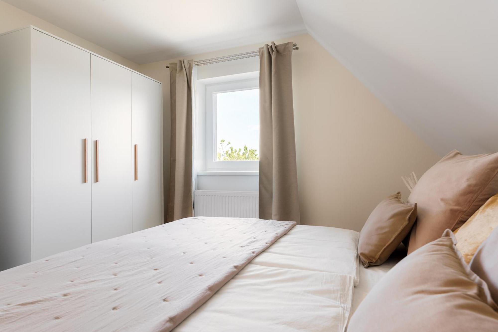 Platschberg Urban Hideaway - Stilvolles Ferienhaus Mit Pool An Der Weinstrasse Berghausen Zimmer foto